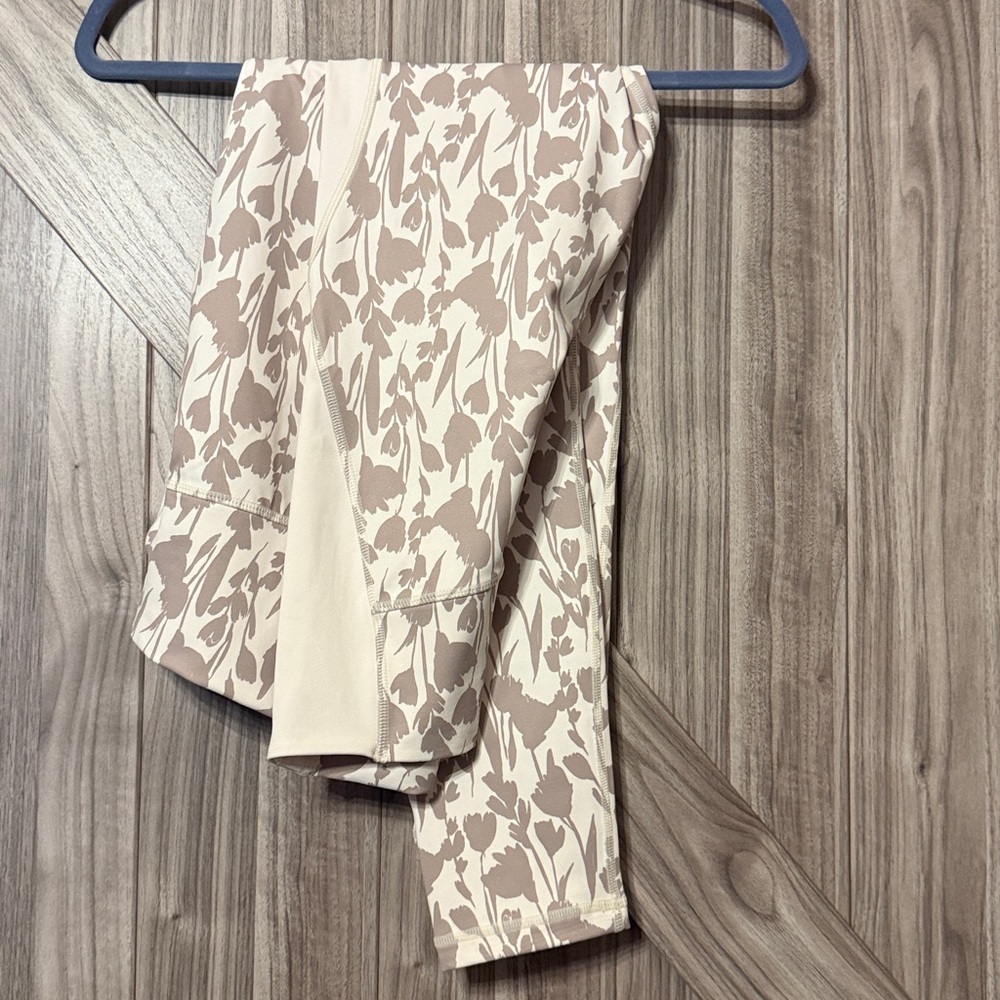 Senita Lux Step Up Leggings Floral Jet Stream Pants